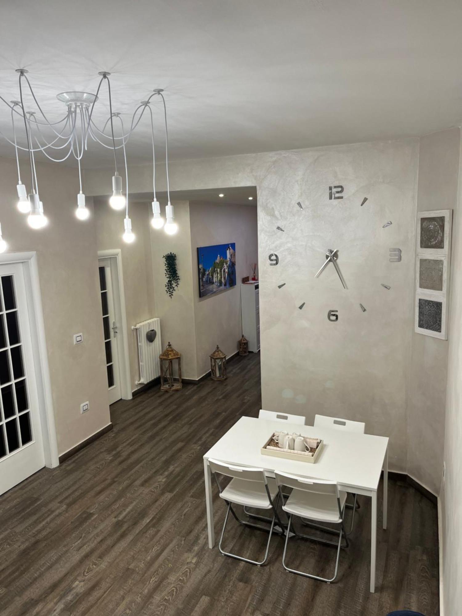 Home Chiara Bari Exterior foto
